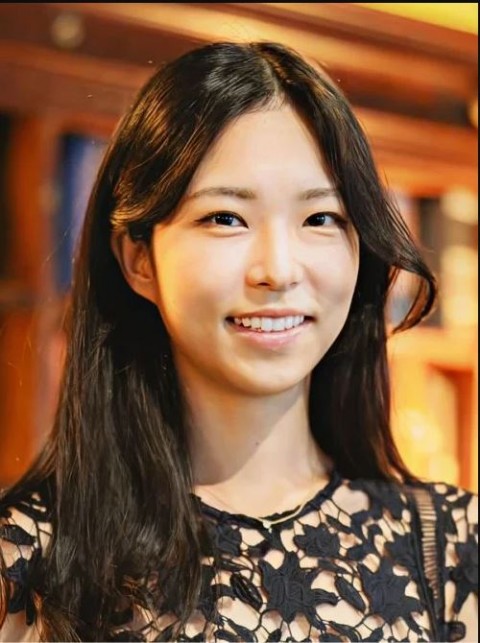 Nina Harano CC'23